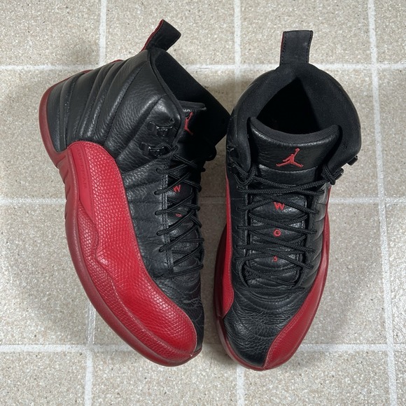 Air Jordan 12 Men's Size 9.5 Retro 'Flu Game' Sneakers CT8013-002